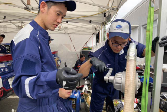 千葉スバルのメカニック 第6大会 鈴鹿サーキット